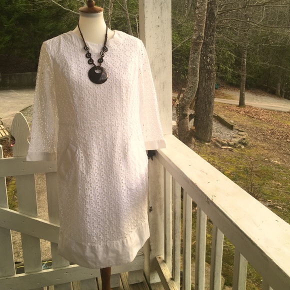 Lands' End Dresses & Skirts - Lands’ End Cotton Cutwork Dress 12 FREE SHIP